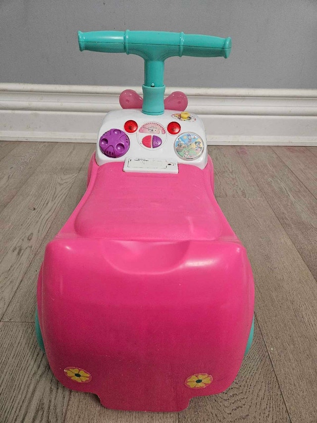 Minnie Mouse Ride-On Toy - photo 3