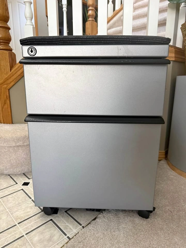 Metal Pedestal Filing Cabinet