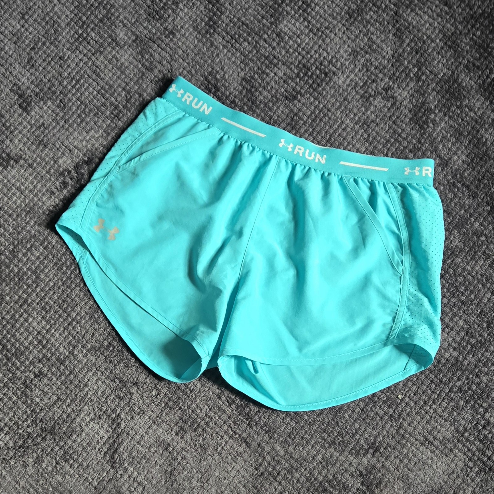 Under Armour HeatGear Fly-By Running Shorts Aqua Blue Women's Me - photo 2