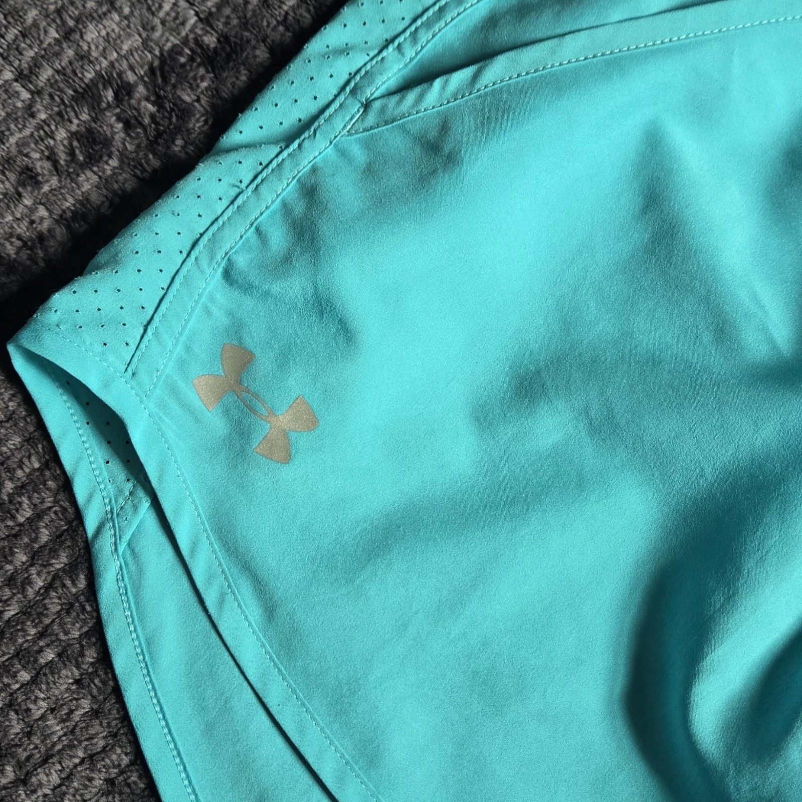 Under Armour HeatGear Fly-By Running Shorts Aqua Blue Women's Me - photo 3
