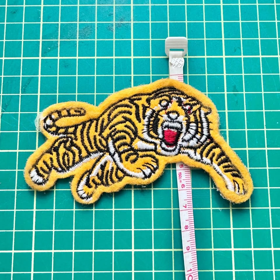 Hamilton Tiger Cats TiCats Embroidered Patch 1980s - photo 2