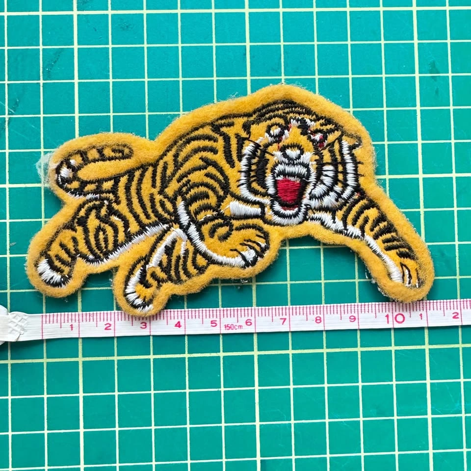 Hamilton Tiger Cats TiCats Embroidered Patch 1980s - photo 3