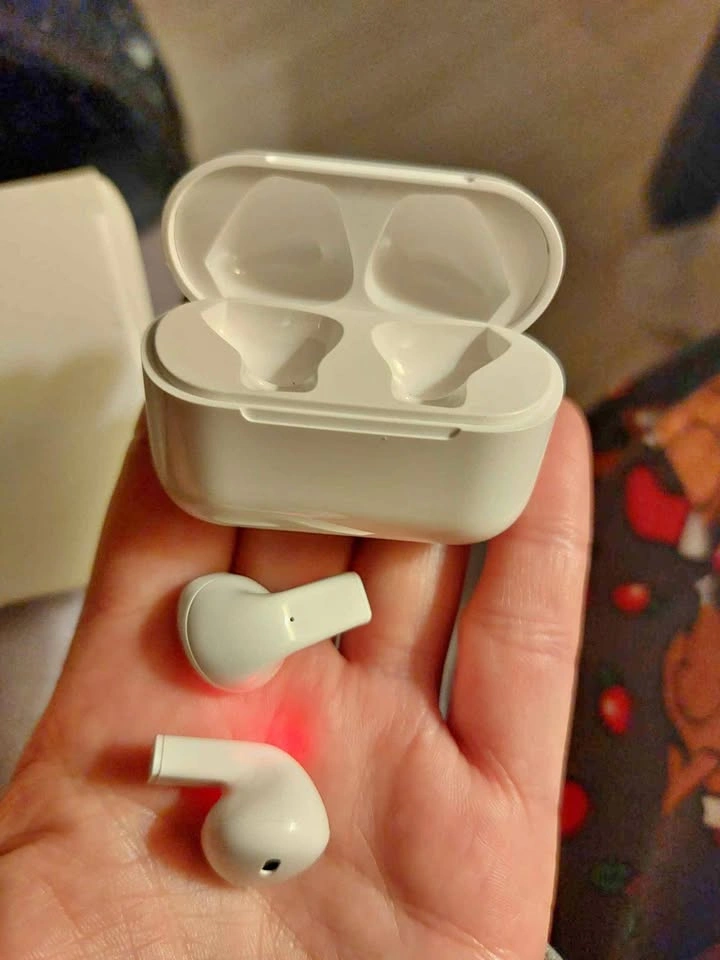 Ear buds