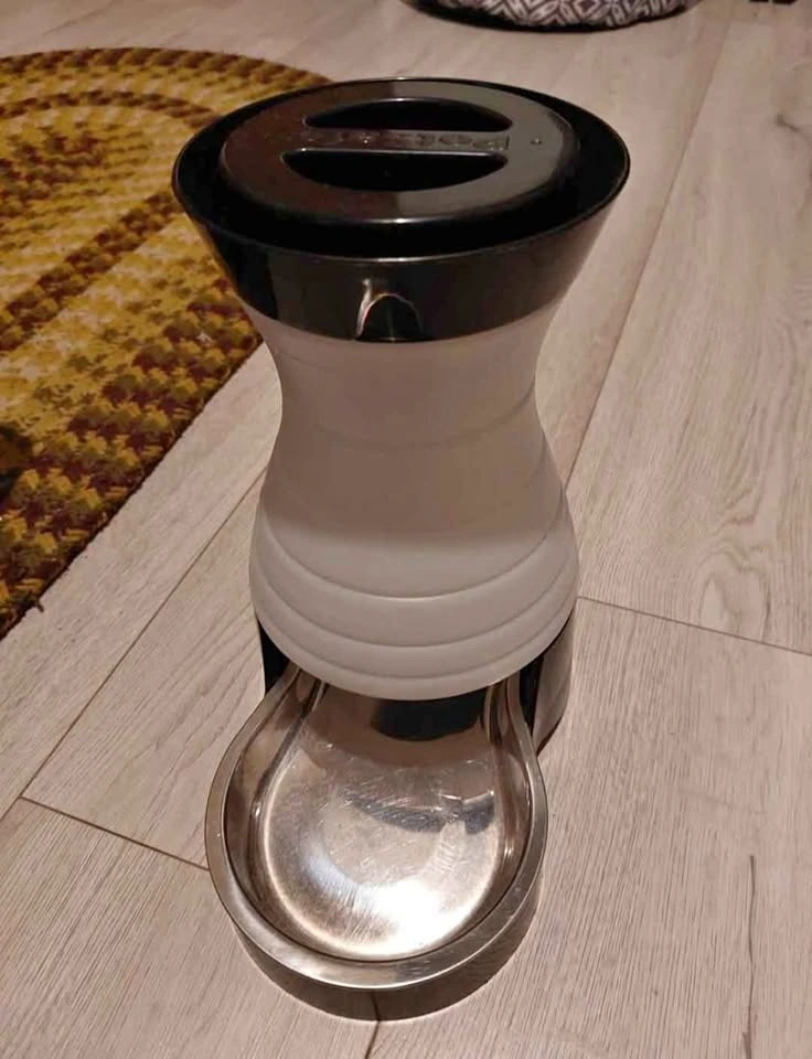 Dry pet food dispenser - for sale or trade