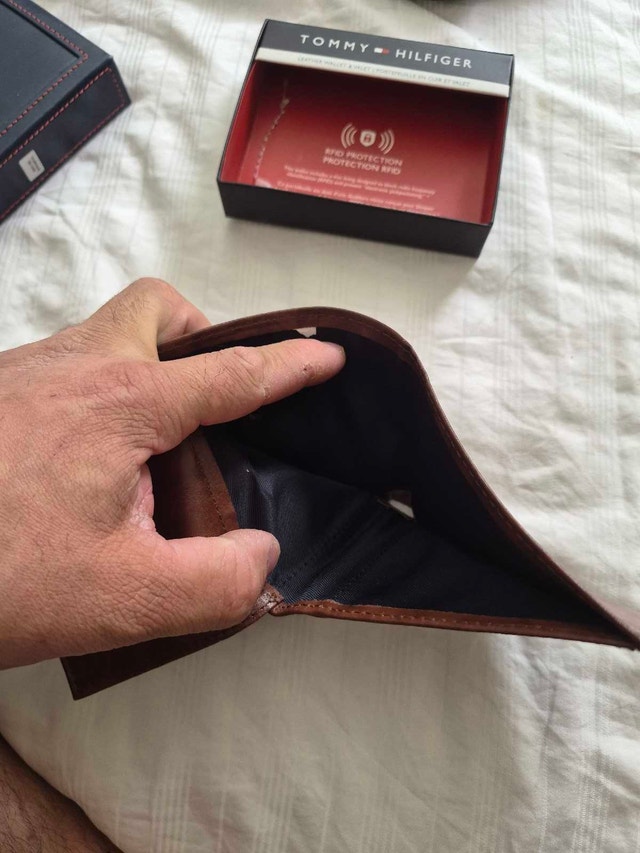 Tommy Hilfiger Wallet - photo 5