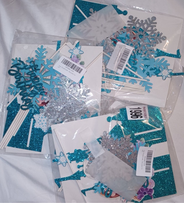 3 NEW Pkgs Frozen Castle Happy Birthday Decorations Photo Booth - photo 2