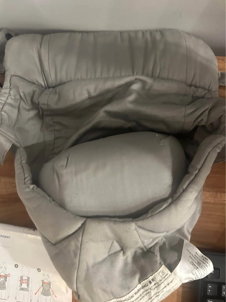 Ergobaby Easy Snug Infant Insert - photo 3