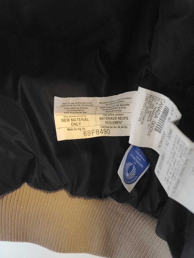 Canada Goose Jacket - photo 4