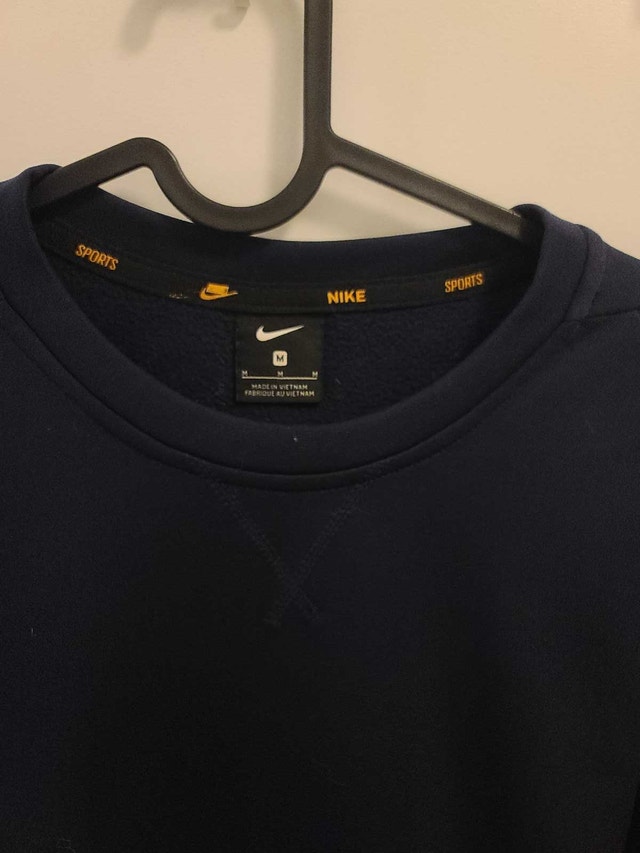 Nike Sports Pullover Medium - photo 2