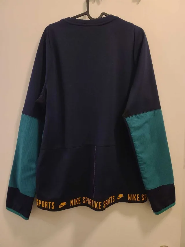 Nike Sports Pullover Medium - photo 4
