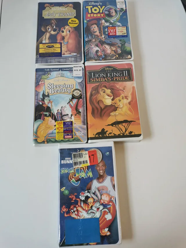 Walt Disney VHS Movies 5 NEW in original packaging thumbnail