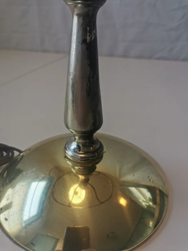 Table Lamp Milk Glass Ribbed Shade Brass Base Vintage image indicator(8)