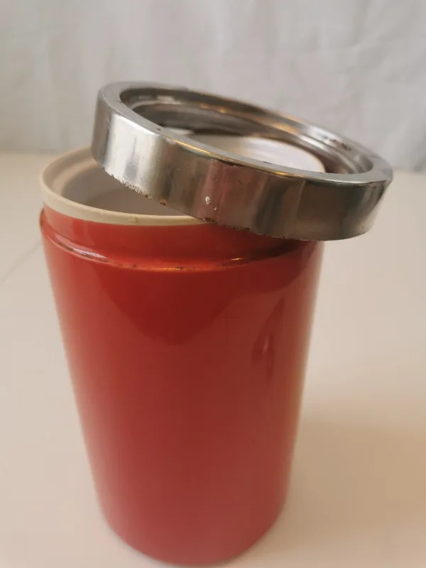 Maxwell Williams Kitchen Canisters image indicator(6)