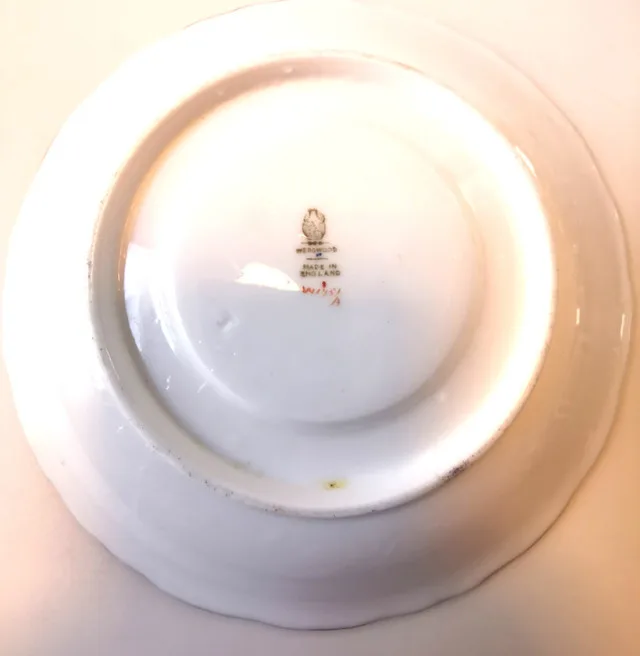 Wedgwood Tea Cup Saucer Green Floral Gold Trim Repaired Handle image indicator(7)