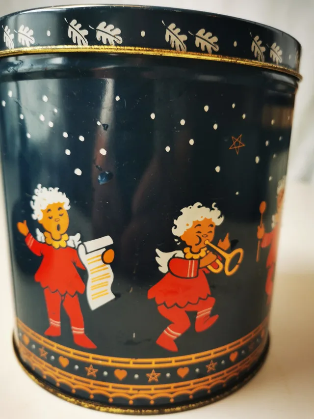 Biscuit Tin Norwegian Christmas Angels image indicator(8)