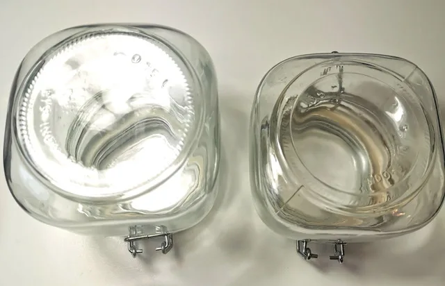 Two clear glass jars with hinged metal clasps image indicator(8)