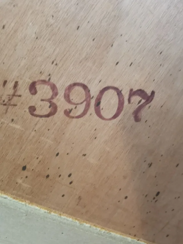 Goldcrest Vintage End Table 1978 image indicator(9)