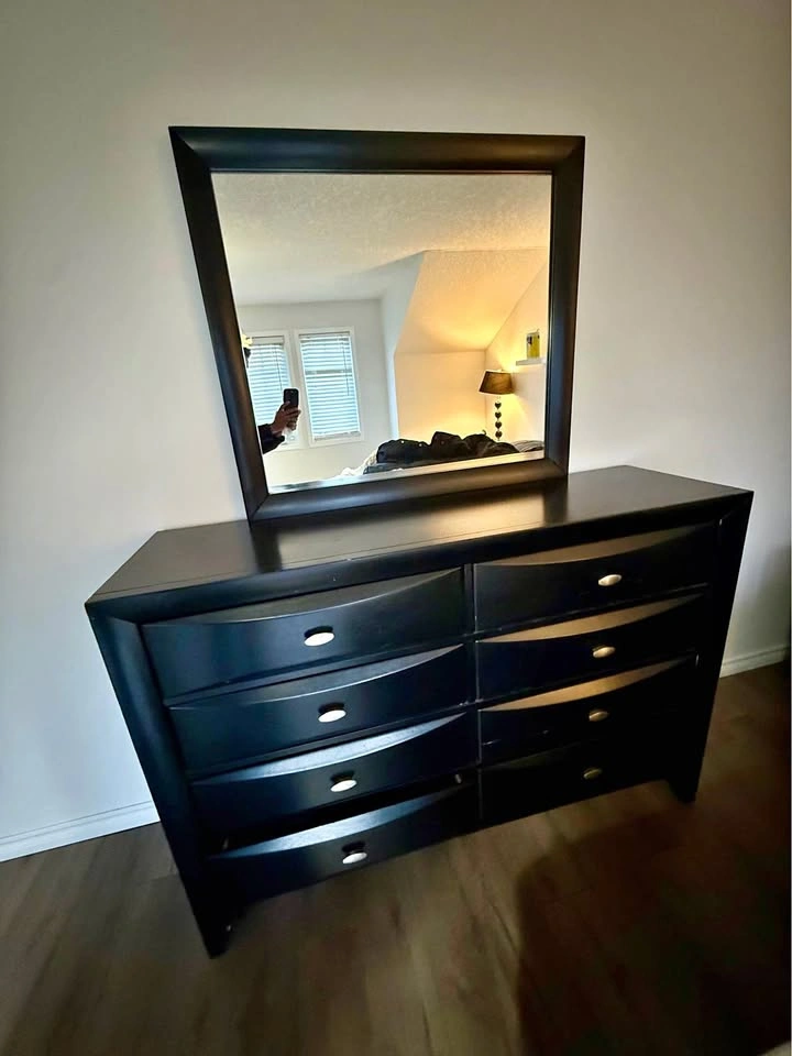Modern Black Bedroom Set - Dresser, Nightstands, Mirror