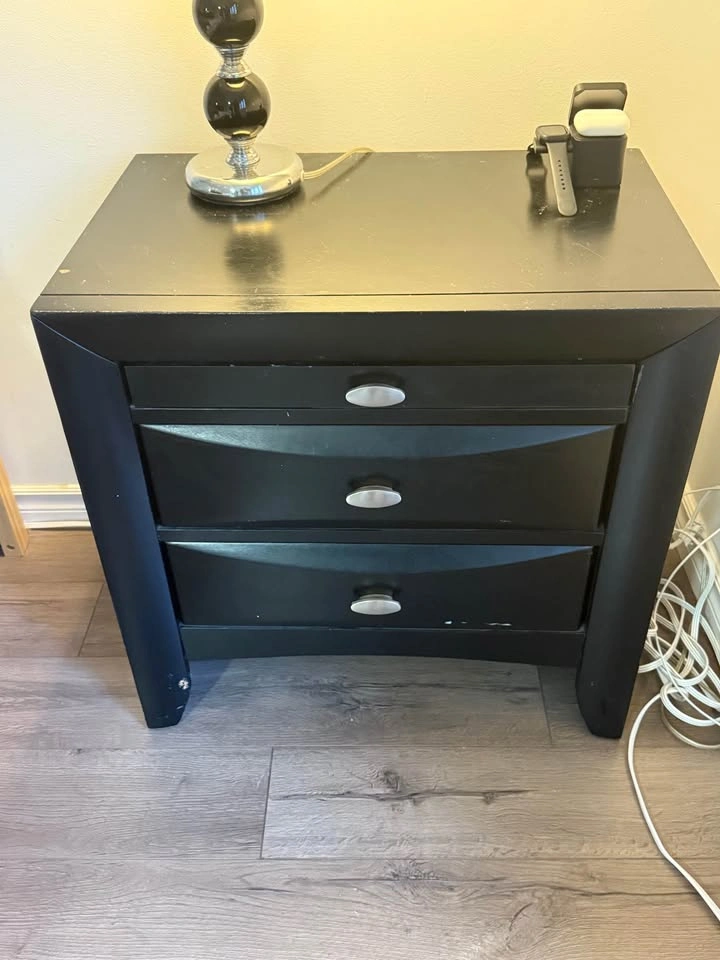 Modern Black Bedroom Set - Dresser, Nightstands, Mirror - photo 2