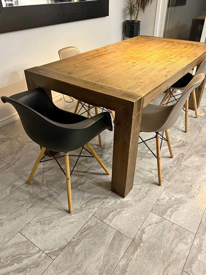 Solid Acacia Wood Dining Table