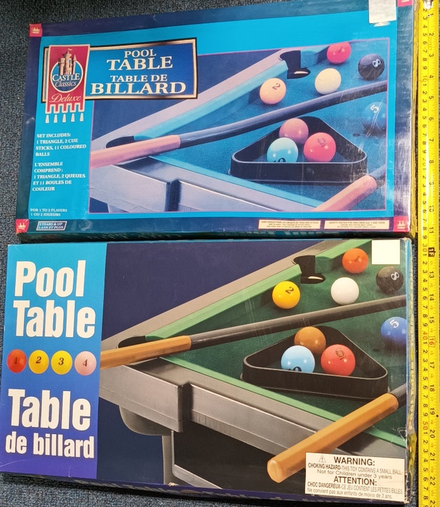 NEW Mini Snooker / Pool Plastic Tables