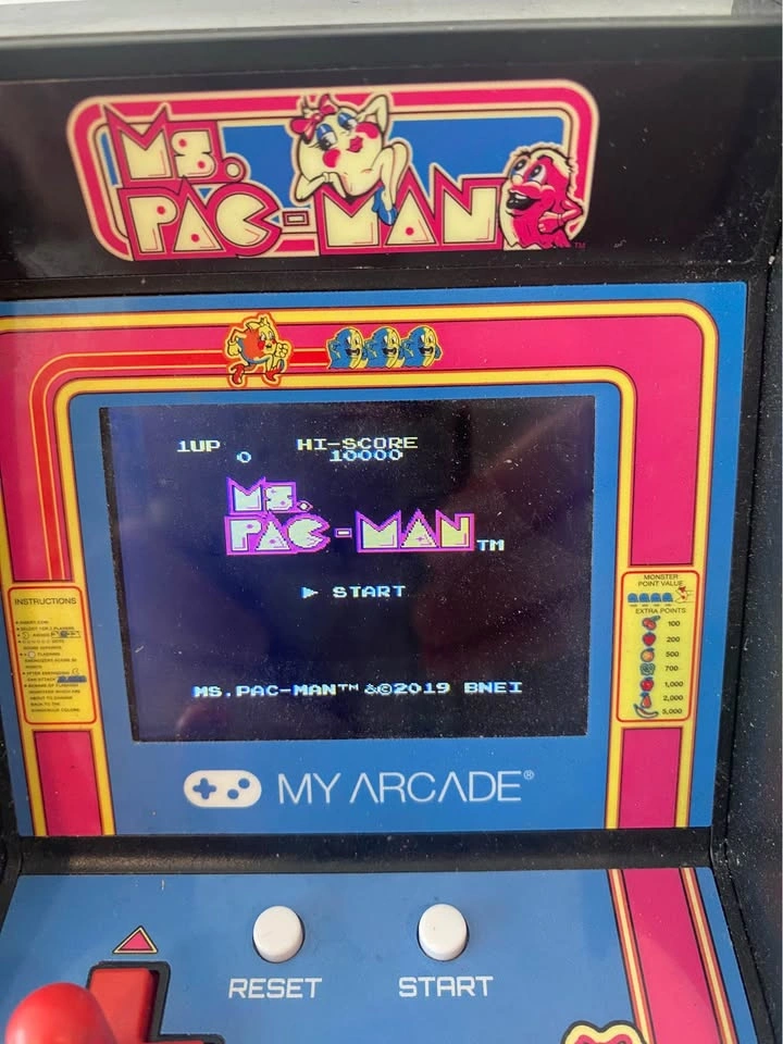 My Arcade Ms. Pac-Man Micro Player Mini Arcade Machine - photo 2