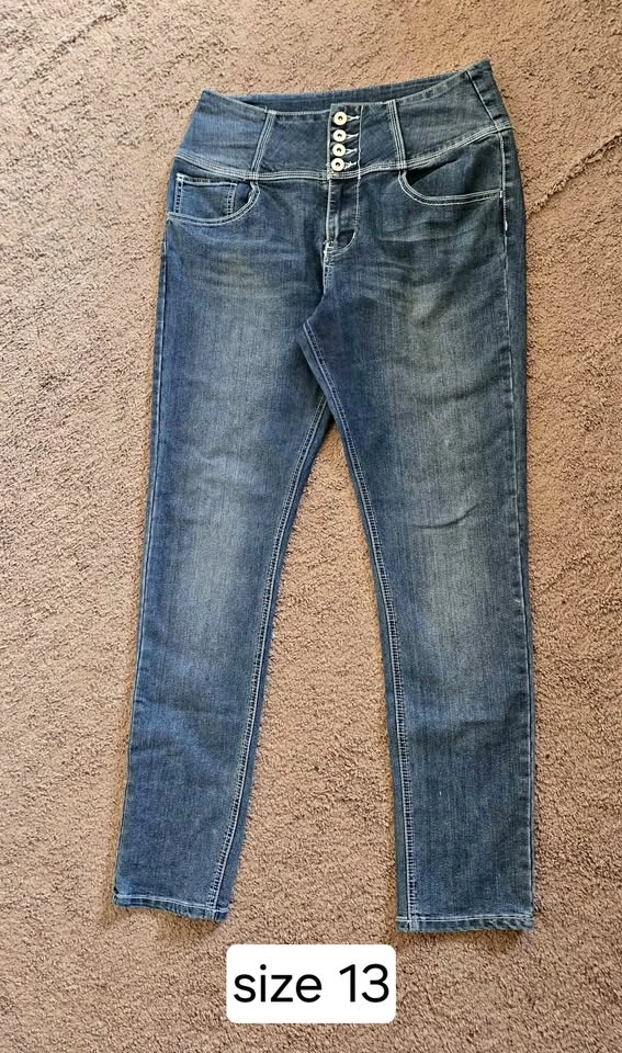 Women's Jeans