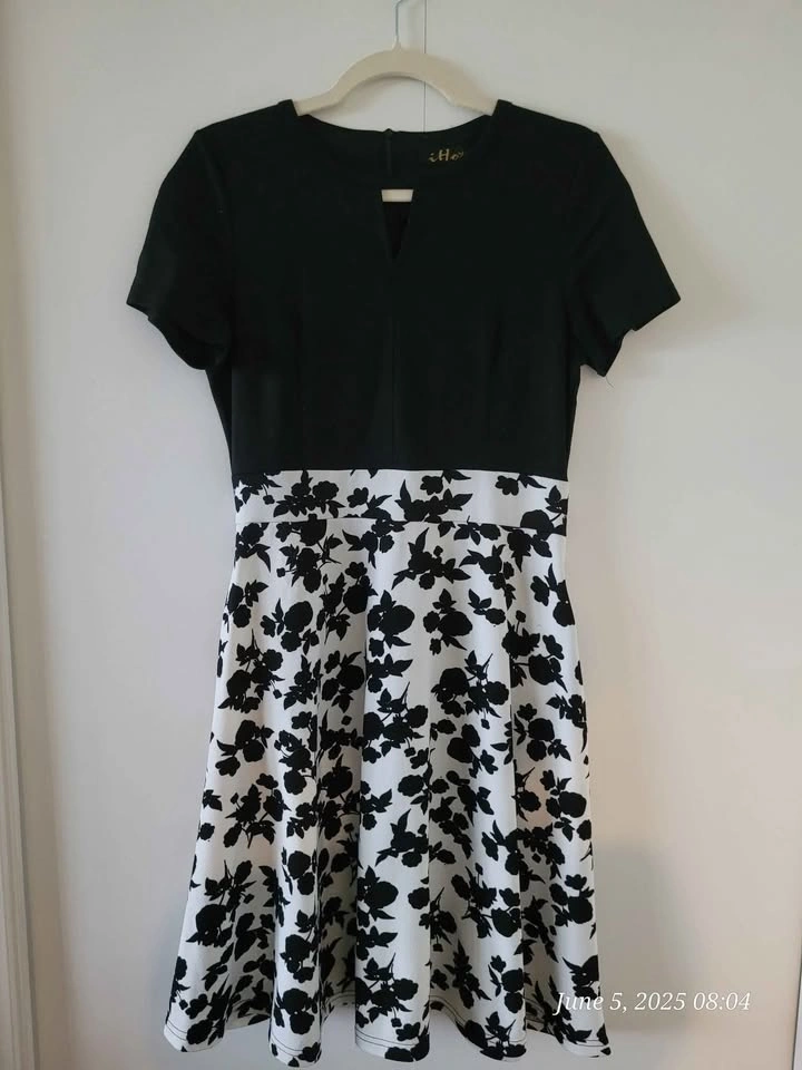 Women dresses and more - photo 3