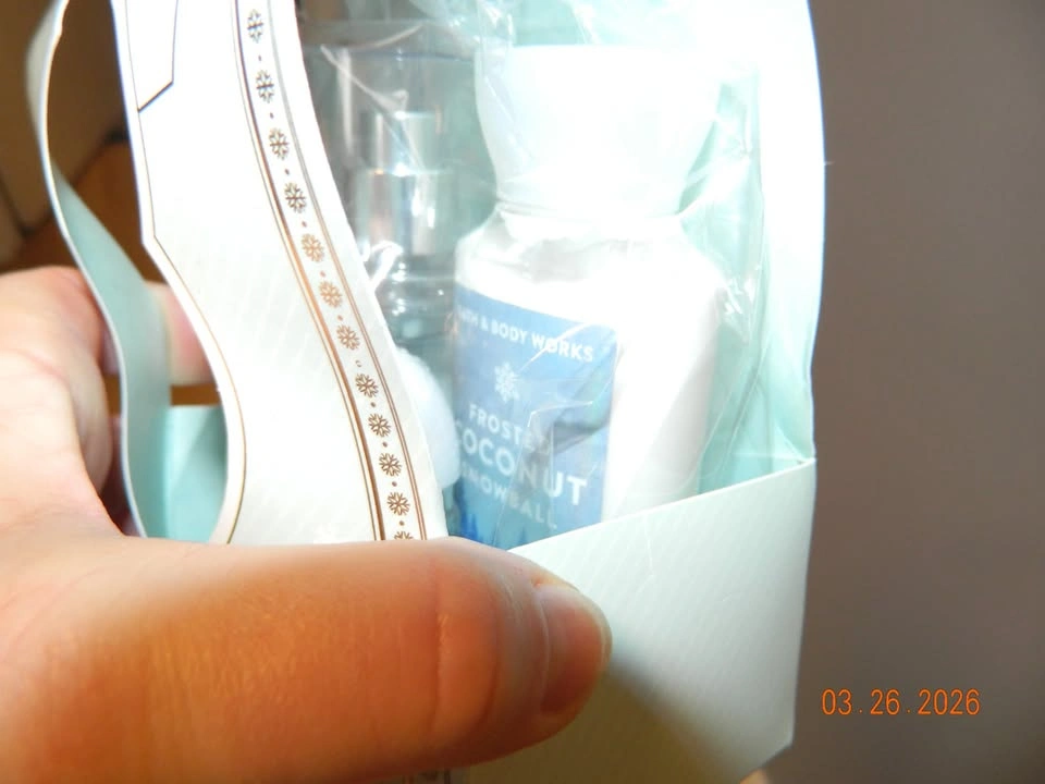 Bath & Body Works Travel Size Gift Set - photo 3