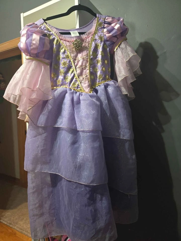 Dress up dresses and costumes - photo 2
