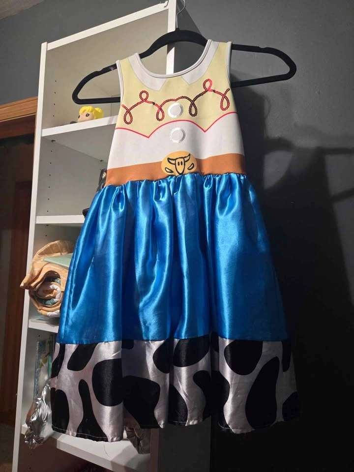 Dress up dresses and costumes - photo 4