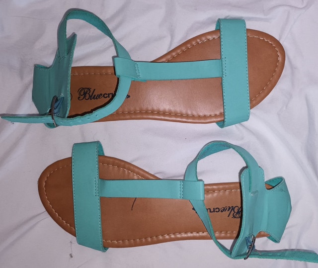 Blue Crush Women's 10 Green Ankle Strap Sling Back Flat Sandals