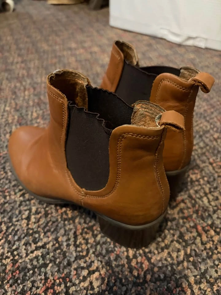 Women boots - size 8 - photo 2
