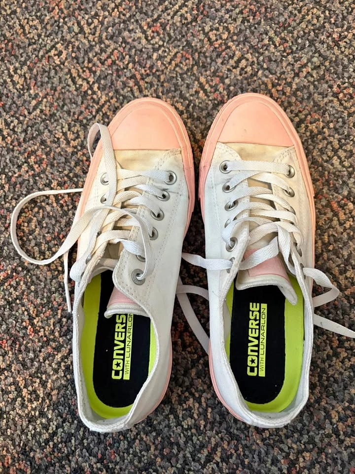 Converse white & pink - Size 8 Women