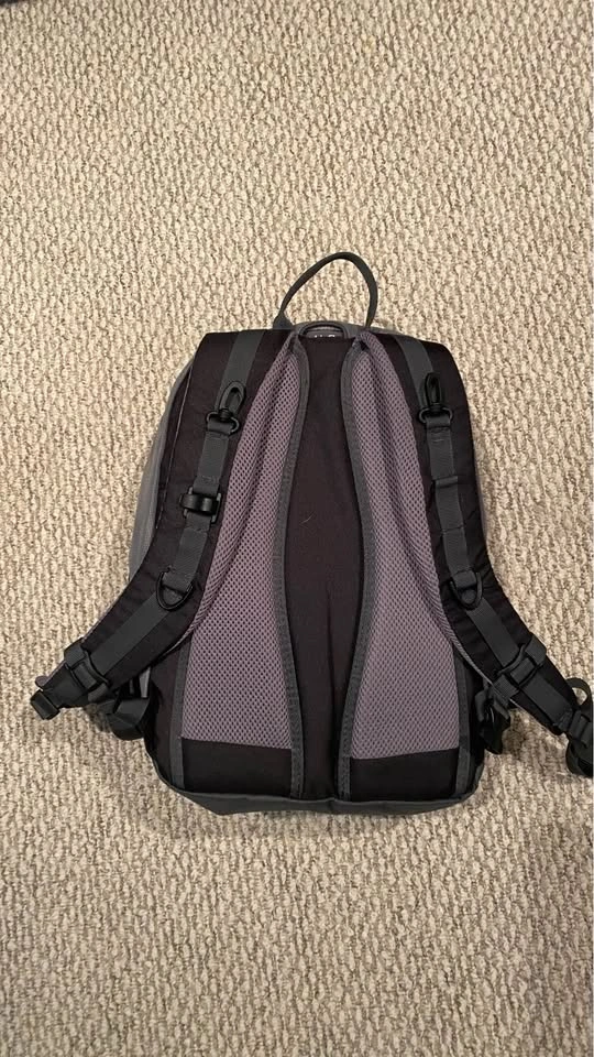 Deuter Backpack with Hydration pocket - $35 OBO - photo 2