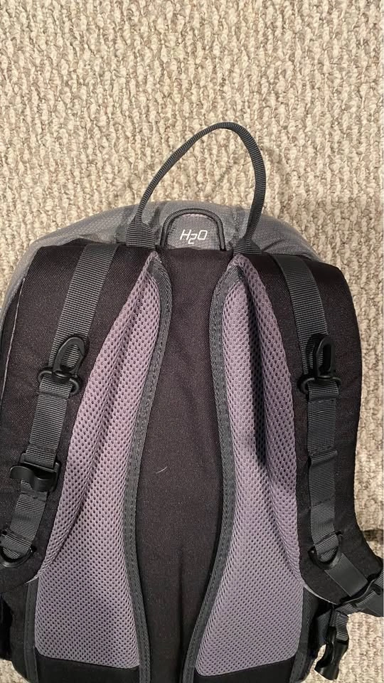 Deuter Backpack with Hydration pocket - $35 OBO - photo 3