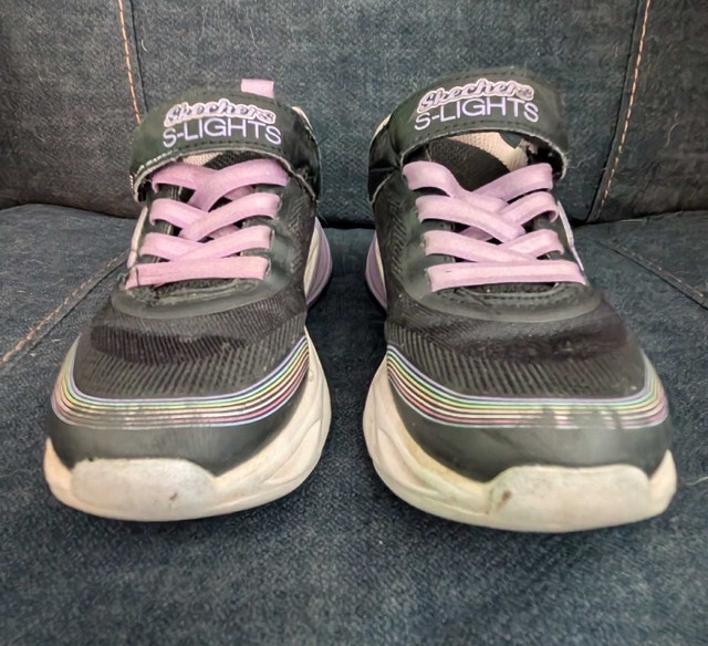 Little Kid Size 10 Light up Shoes - photo 2