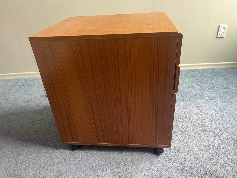 Mid-Century Modern Teak 3-Drawer Pedestal Unit on Casters - photo 4