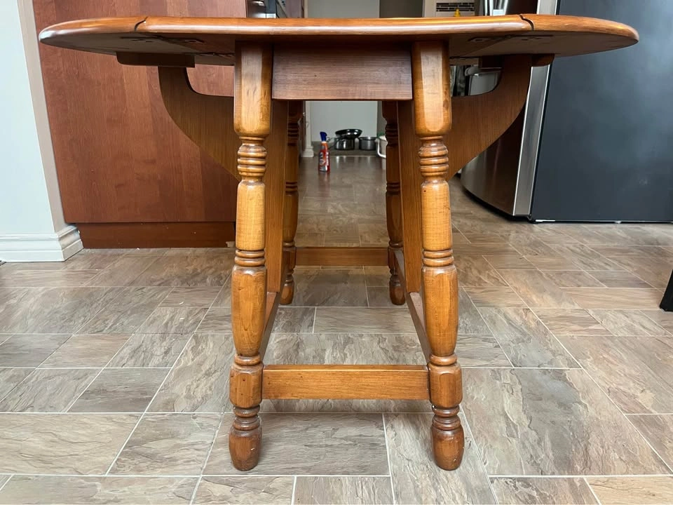 Solid Wood Drop-Leaf Gate-Leg Table - photo 2