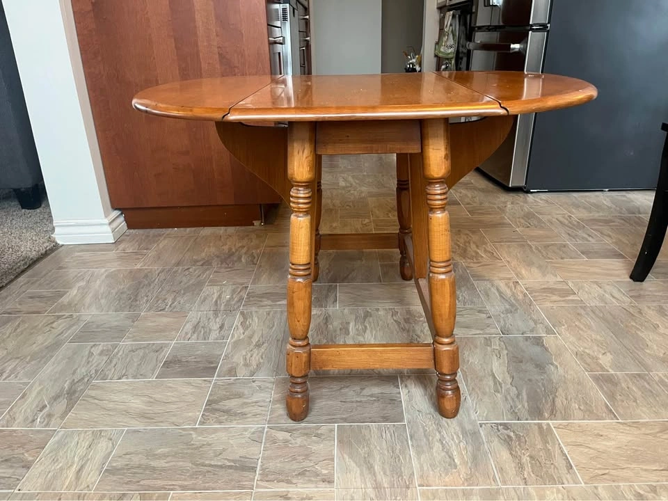 Solid Wood Drop-Leaf Gate-Leg Table - photo 3