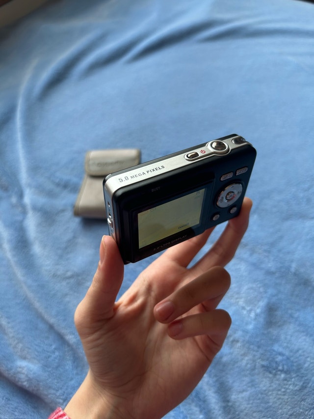 CyberPix S-5415 Digital Camera with Case - photo 5