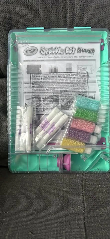 Crayola Sprinkle Art Shaker