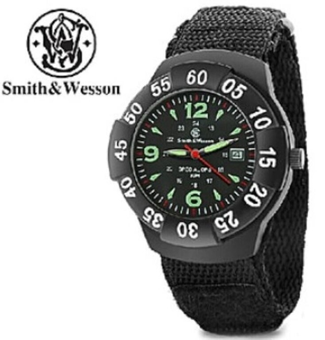 Smith & Wesson XTM-OPS Watch Stainless Steel Caseback 50M Water