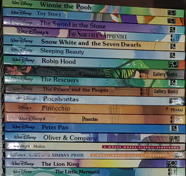 37 Disney Oversized Hard Cover Books - Mouse Works & Gallery - photo 3