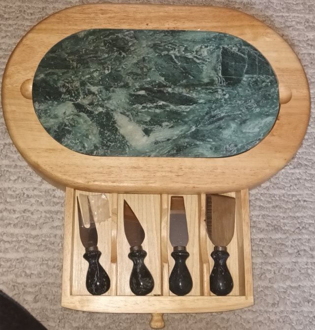 Sabatier Wood & Green Marble Cheese Board with Utensils - photo 3