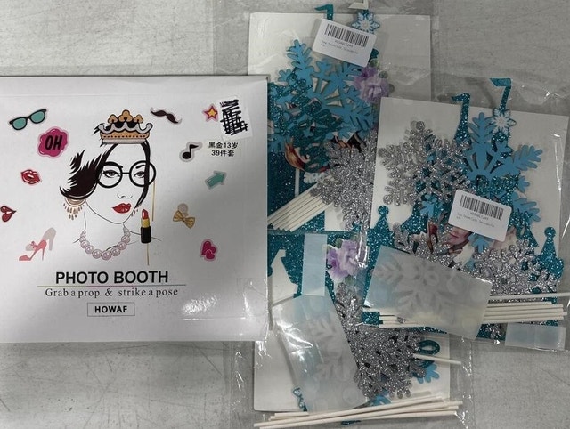 3 NEW Pkgs Frozen Castle Birthday Decorations Photo Booth