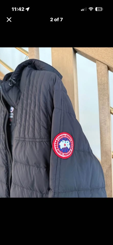 Canada Goose Black Hooded Puffer Jacket - photo 2