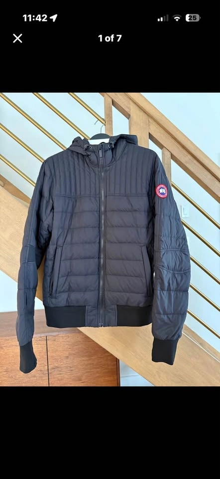 Canada Goose Black Hooded Puffer Jacket - photo 3