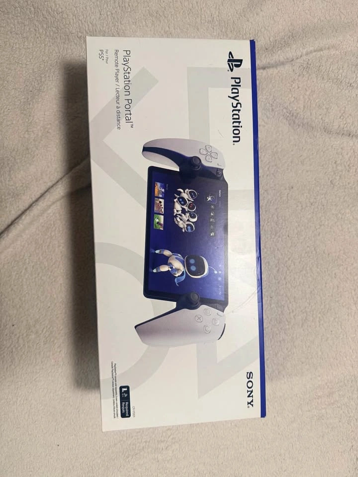 PS Portal & PS5 Digital Edition In Box