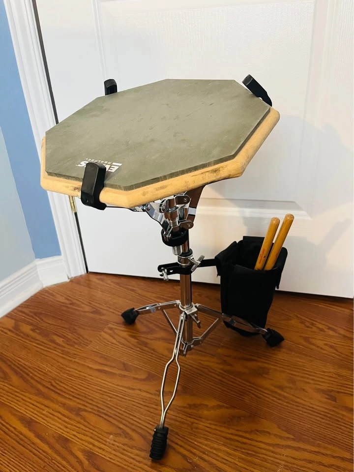 EVANS 2-Sided 12 inch Practice Drum Pad set + Vic Firth 5A - photo 2